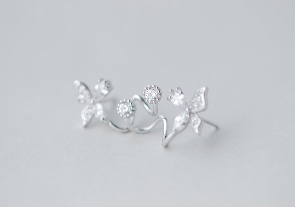 DIAMOND STUD EARRINGS