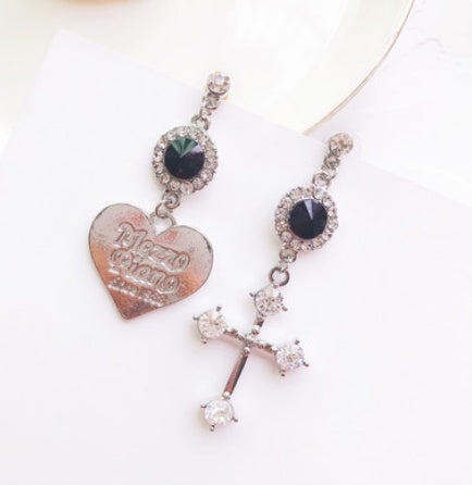 BAROQUE CROSS LOVE DIAMOND STUD EARRINGS