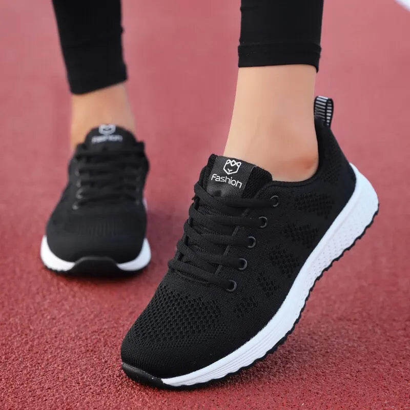 Lightweight Women's Running Sneakers