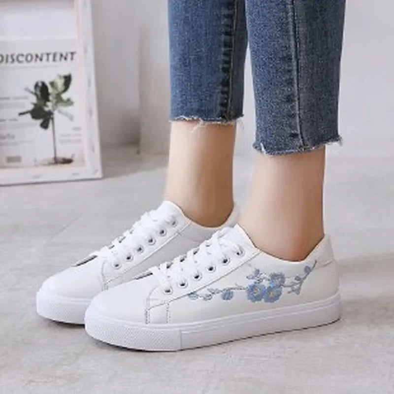 Women’s White Breathable Lace-Up Running Sneakers