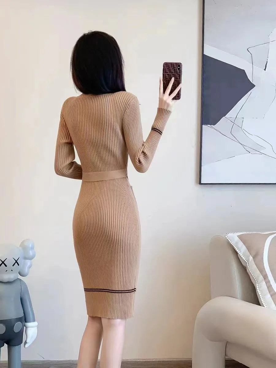 Women's Knitted O-neck Bodycon Sweater Dress with Belt