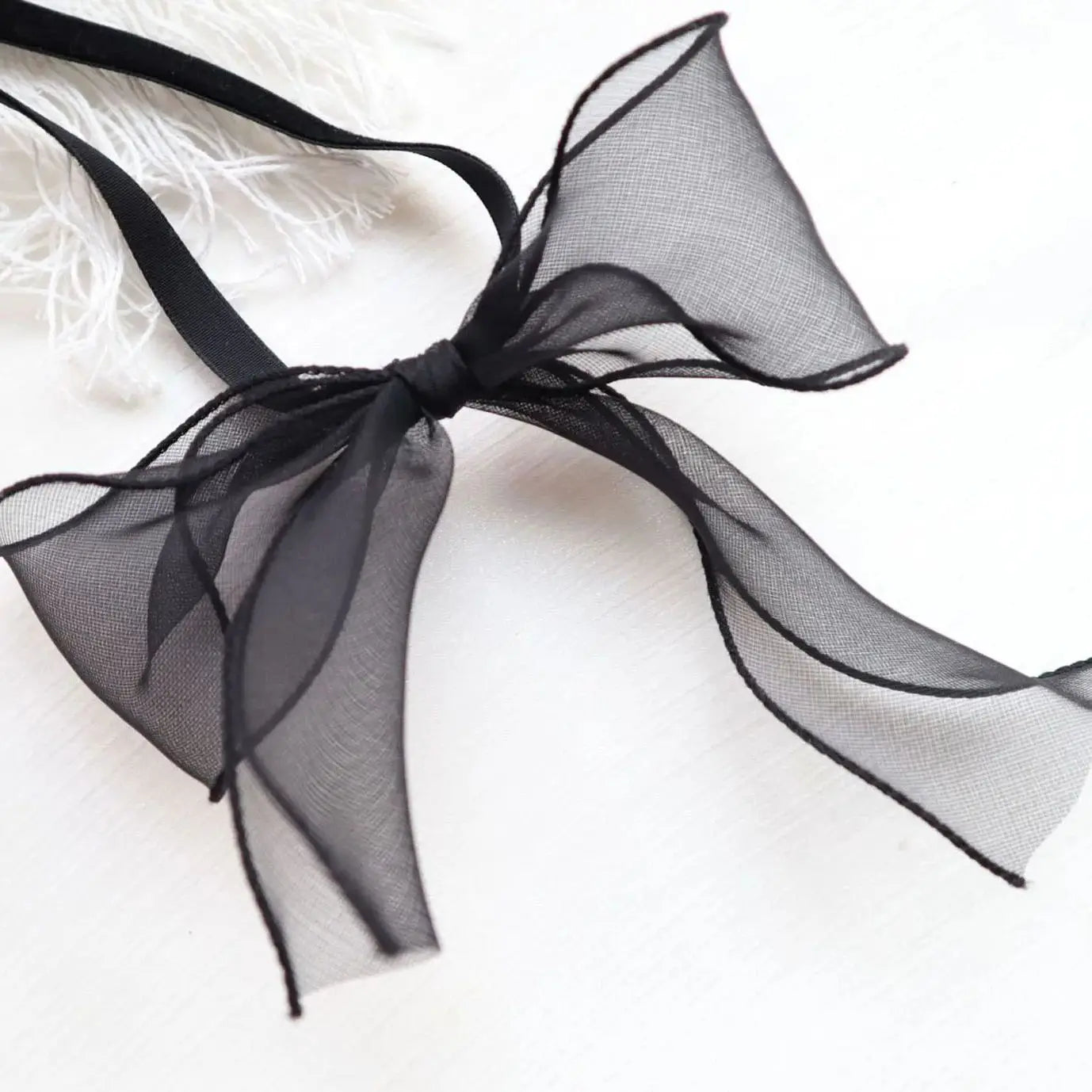 Imitation Pearl Choker Necklace with Bow Tie