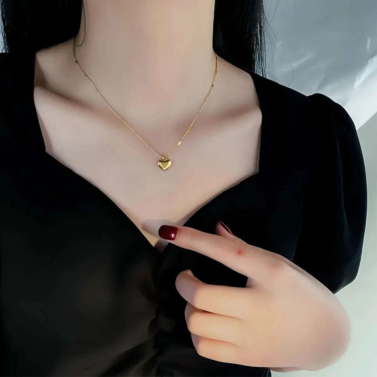 Gold Pendant Necklace for Women