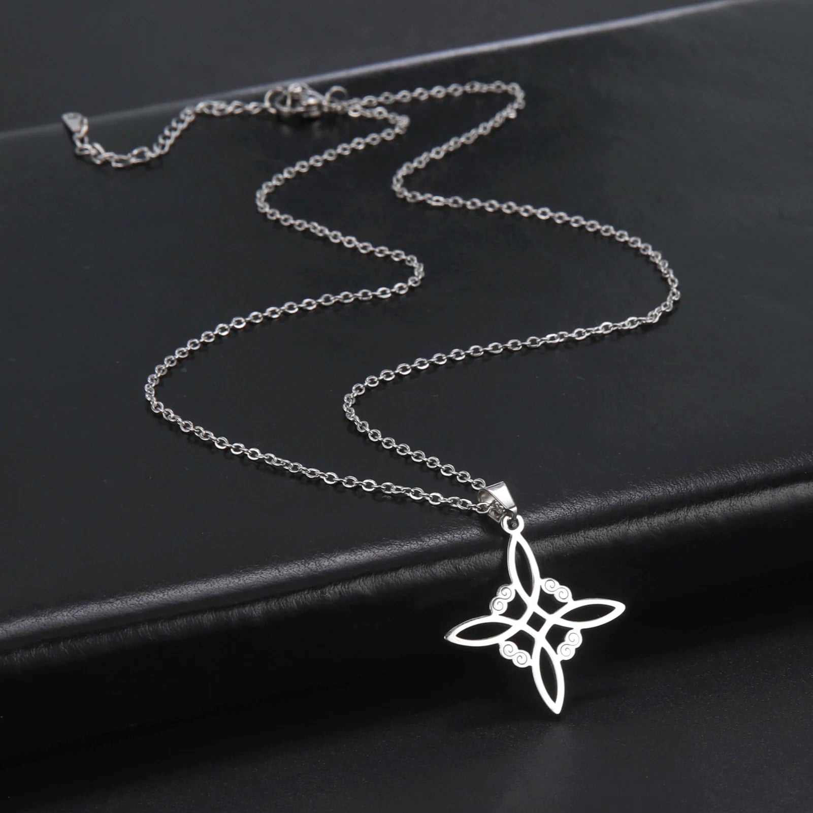 Wicca Witch Knot Necklace - Stainless Steel Choker for Women
