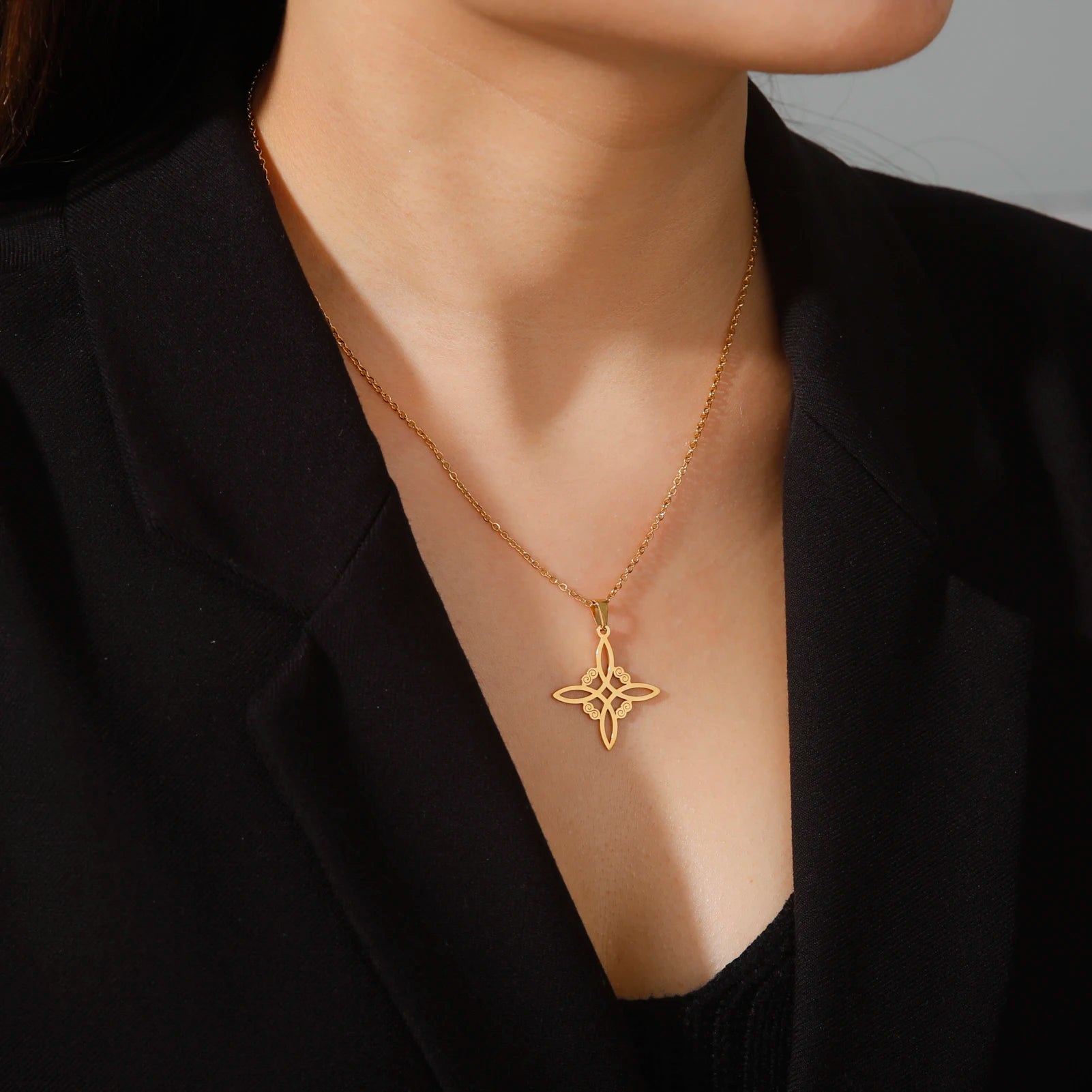 Wicca Witch Knot Necklace - Stainless Steel Choker for Women