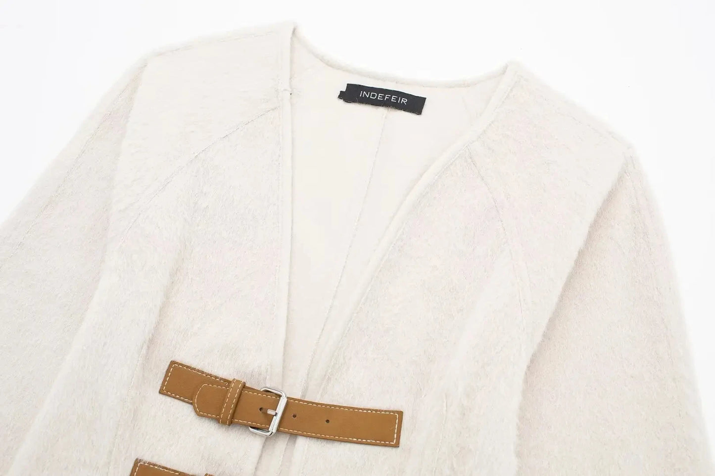 Vintage White Woolen Jacket with Leather Buckle