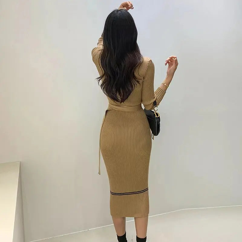 Women's Knitted O-neck Bodycon Sweater Dress with Belt