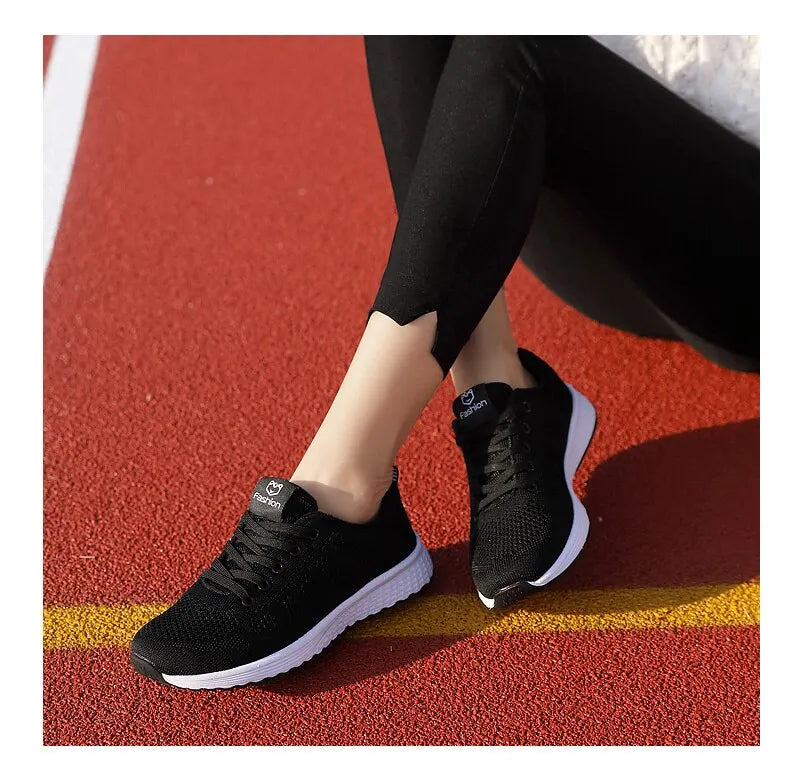 Lightweight Women's Running Sneakers