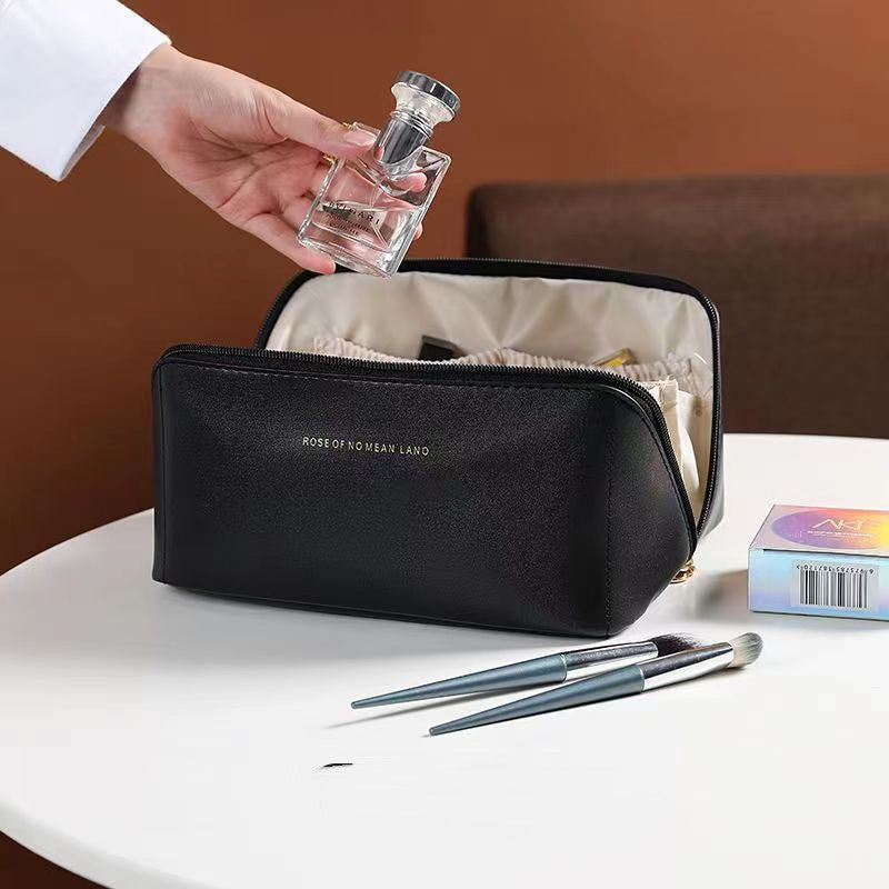 LARGE CAPACITY MULTIFUNCTION TRAVEL COSMETIC BAG