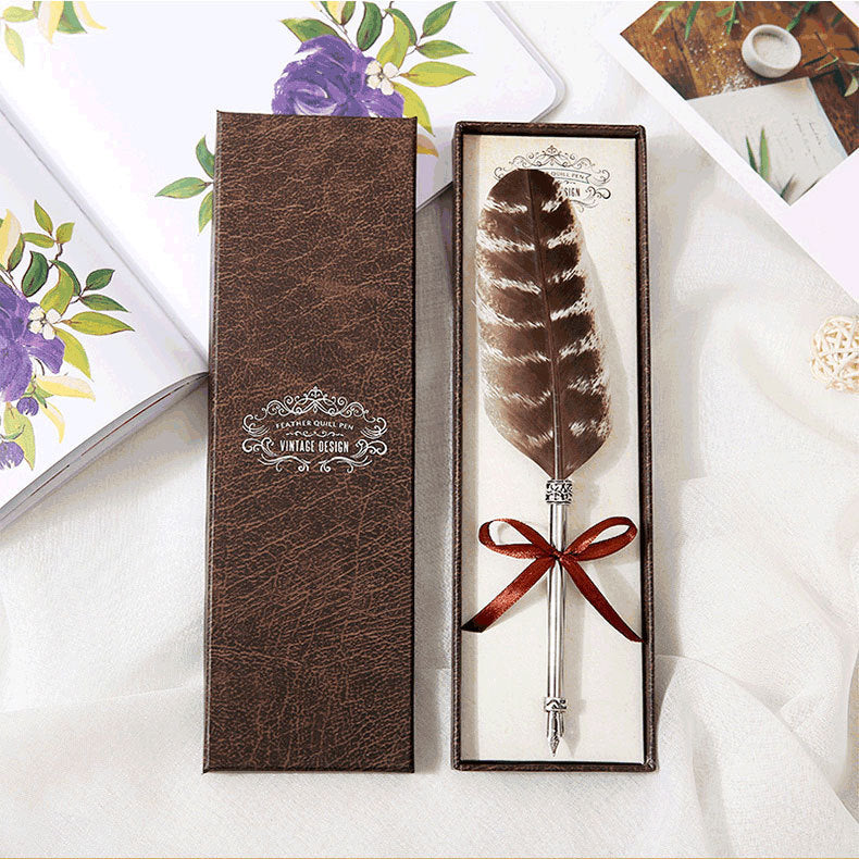 EUROPEAN RETRO FEATHER PEN GIFT BOX